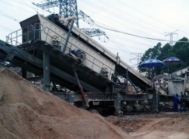 杭州建筑垃圾堆積如山，中意礦機移動式建筑垃圾粉碎機來出力